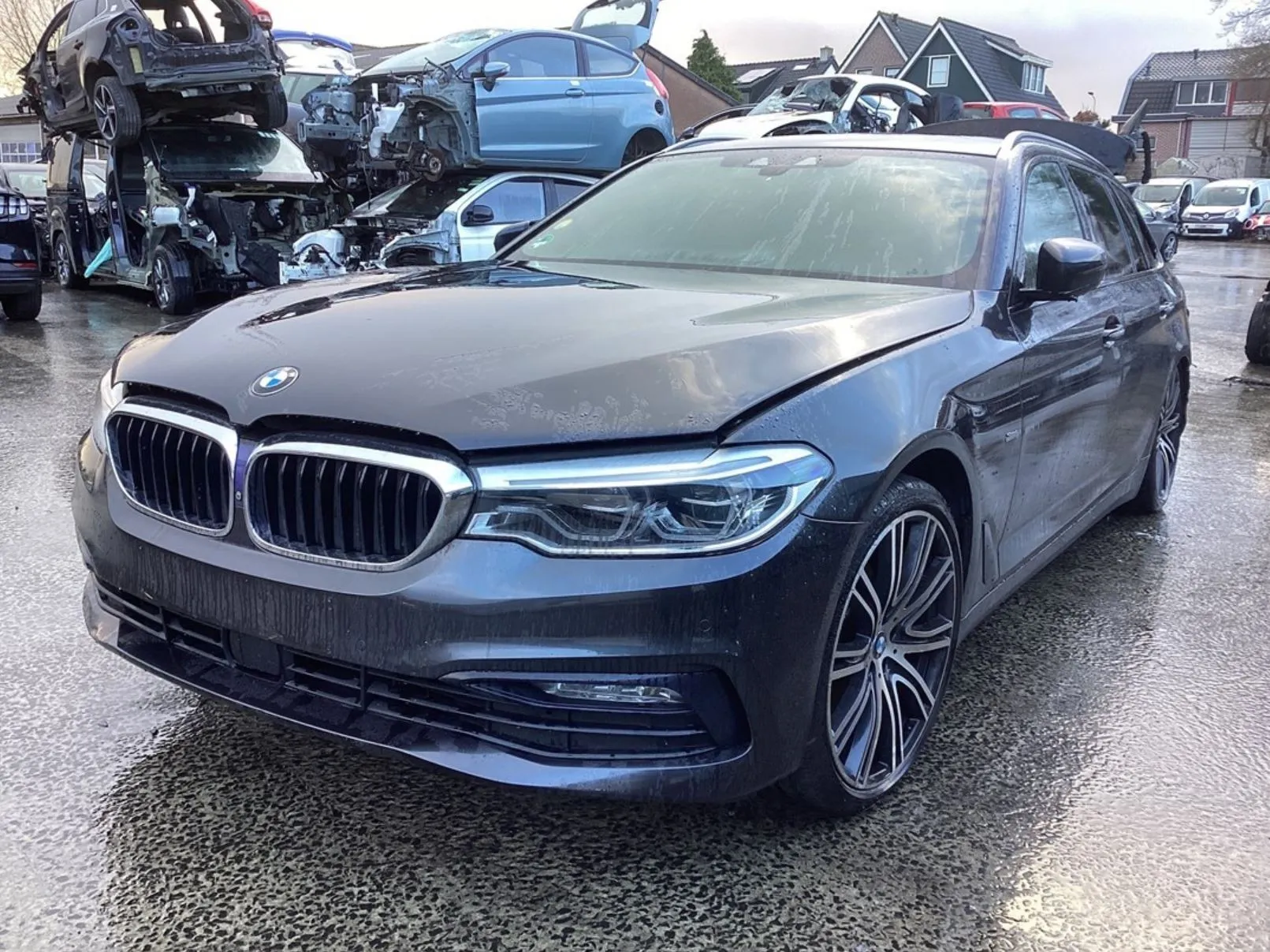 What Paperwork Do I Need to Scrap a Car?